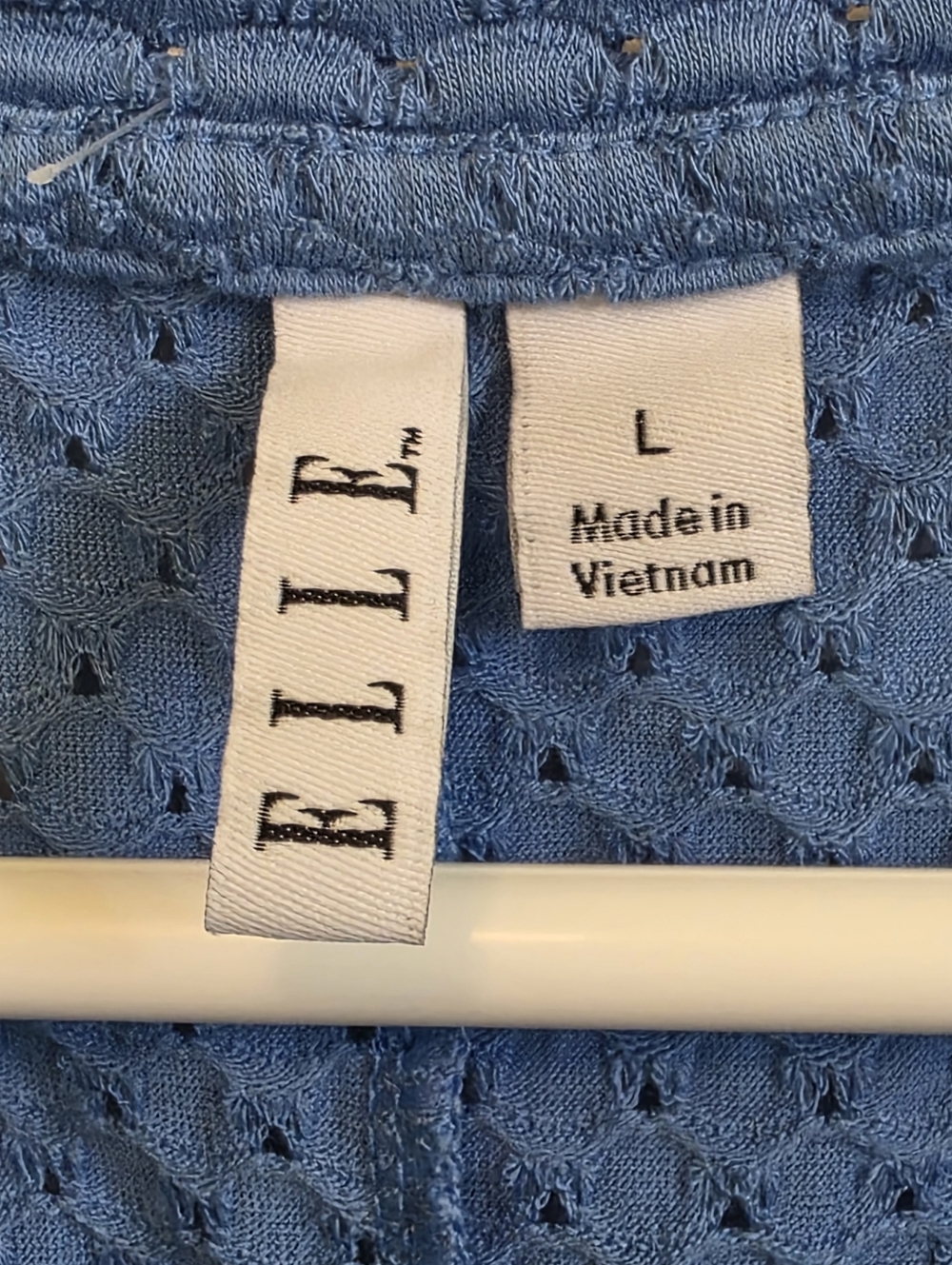 Elle Blue Sleeveless Peplum Eyelet Boho Blouse Size L EUC - Picture 2 of 4